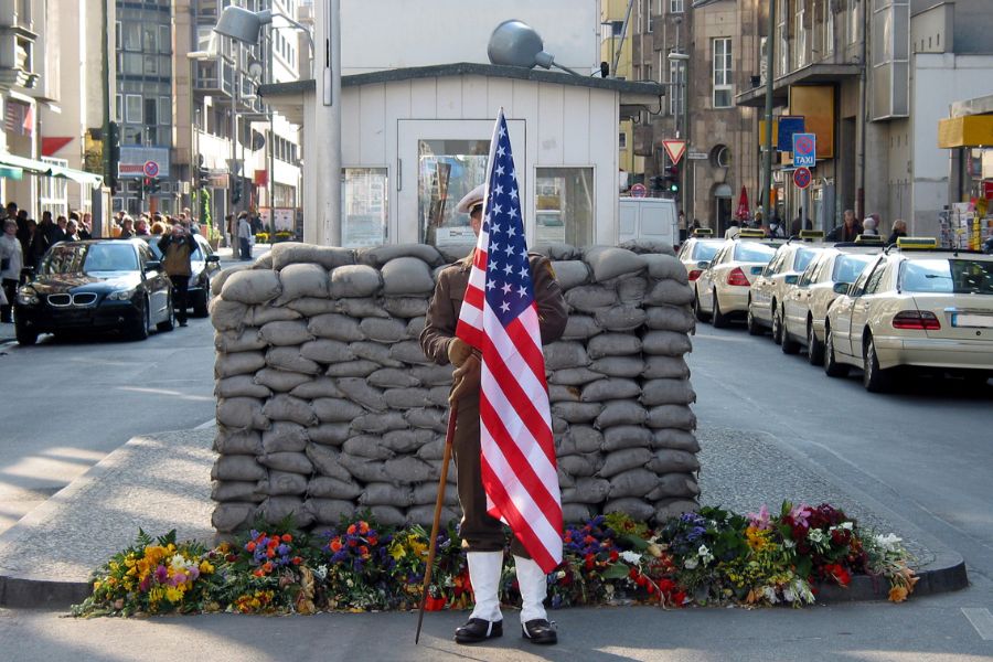2 days in Berlin Itinerary Checkpoint Charlie