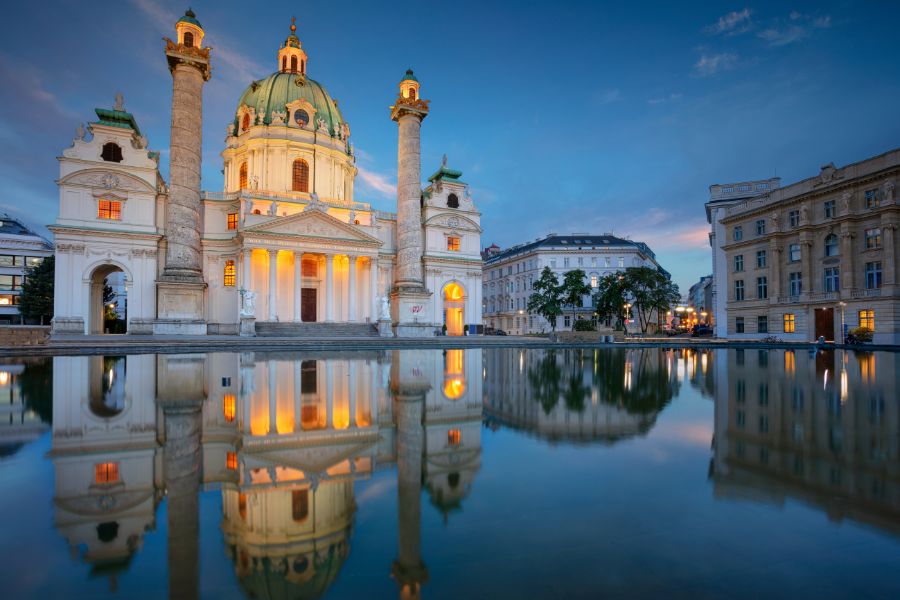 2 days in Vienna itinerary Karls Church