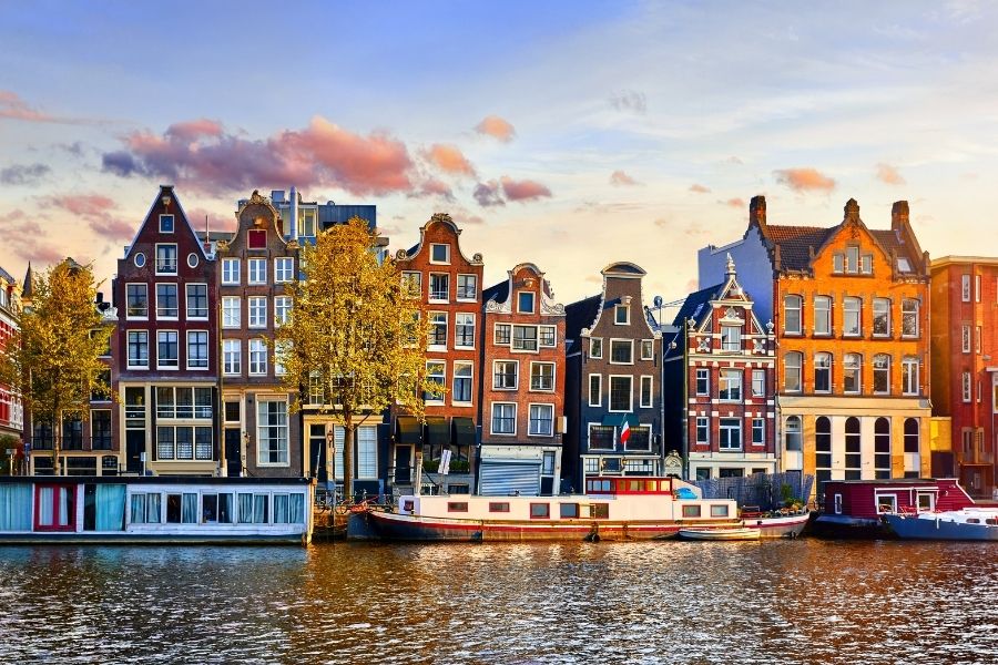 3 day itinerary for Amsterdam buildings along canal itinerary for amsterdam