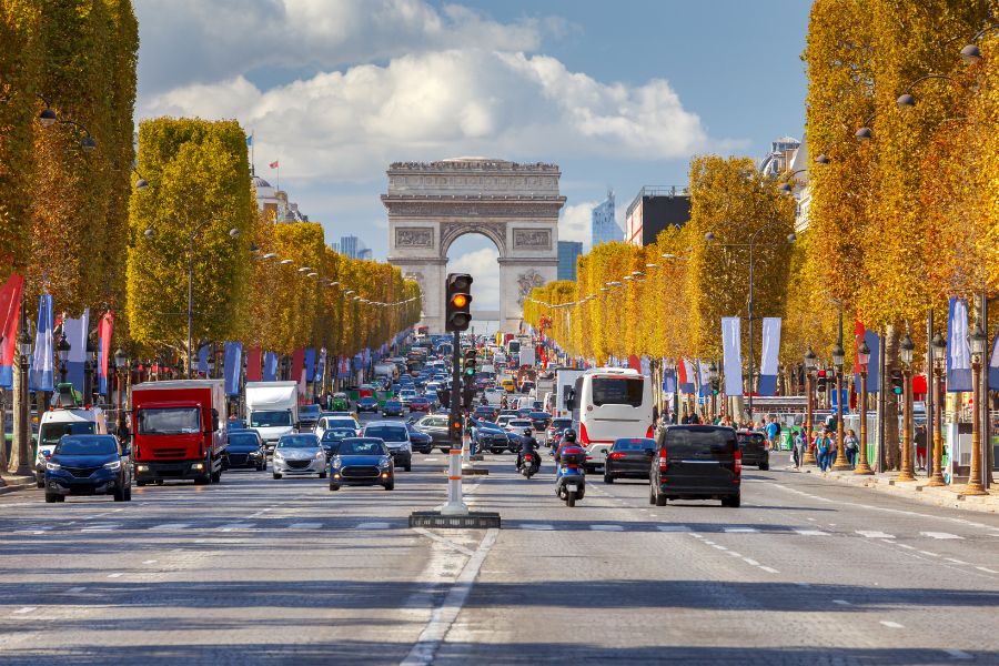 4 Days in Paris Itinerary Champs Elysees