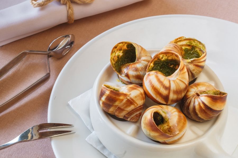 4 Days in Paris Itinerary Escargots