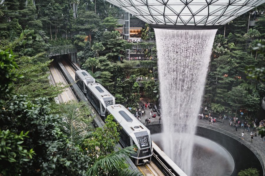 7 Reasons to travel to Singapore airport