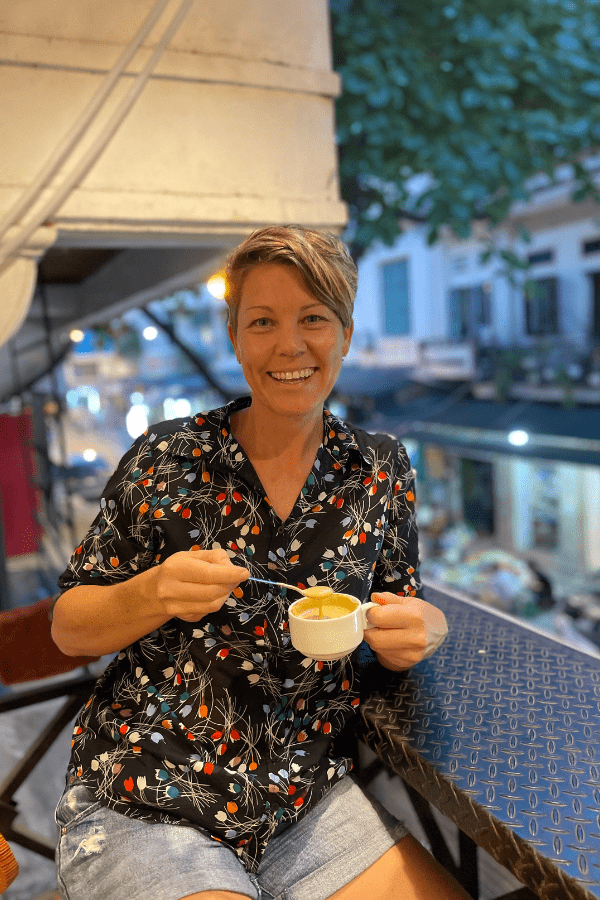 Best Food Tour in Hanoi - Rach egg coffee