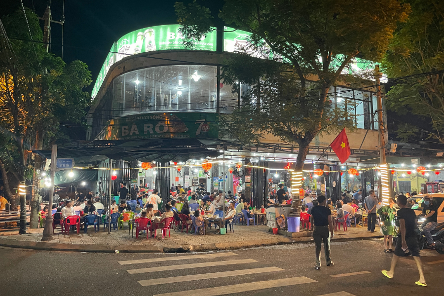 Best and Cheapest Seafood Danang Vietnam Restaurants