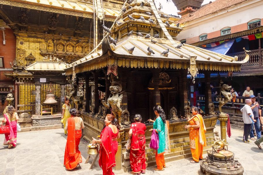 Bhaktapur and Patan - The golden temple in Patan
