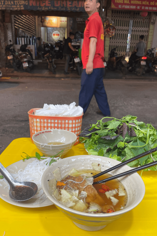 Bun Cha Dac Kim in Hanoi - Eating on street