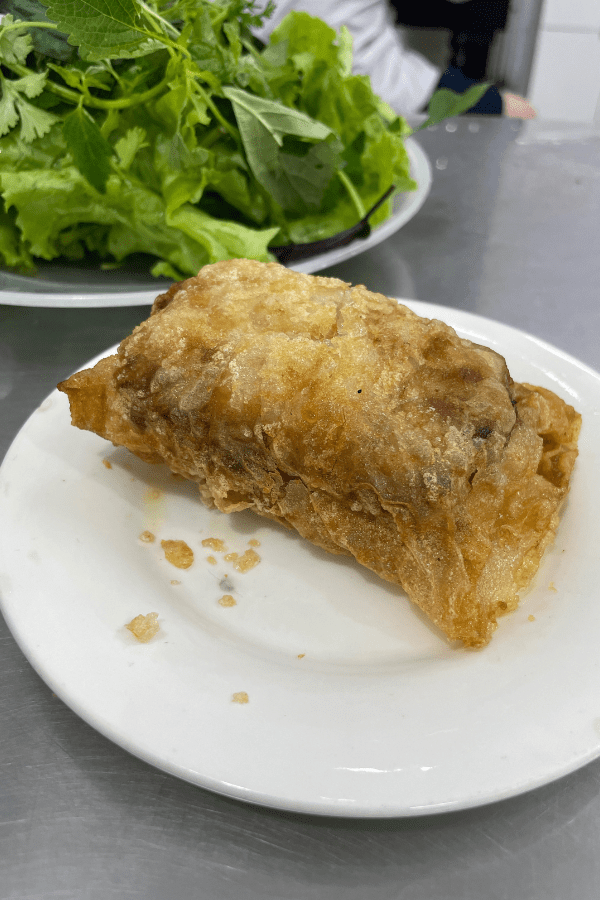 Bún chả Hương Liên Seafood roll