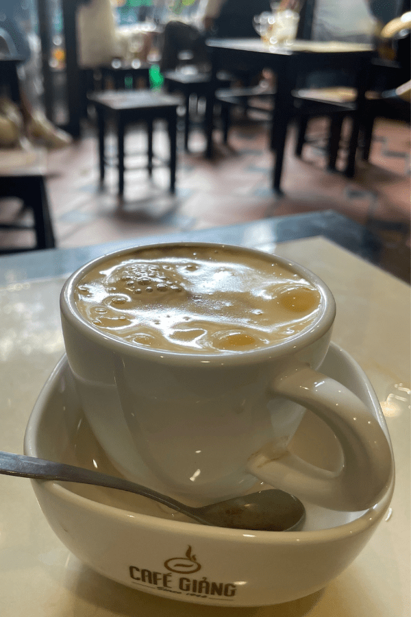 Cafe Giang Hanoi Bét egg coffee