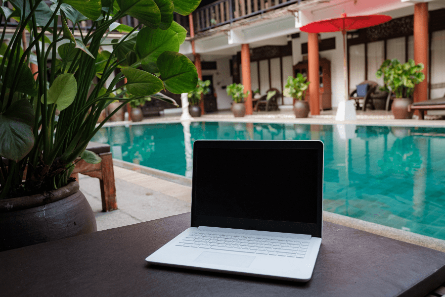 Digital Nomads in Thailand pool laptop