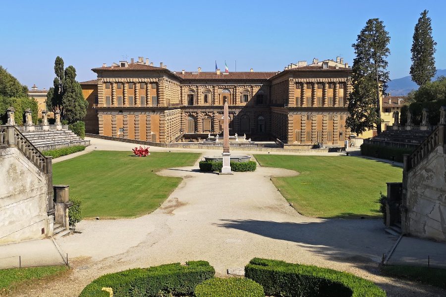 Florence in 2 days itinerary street Boboli Gardens