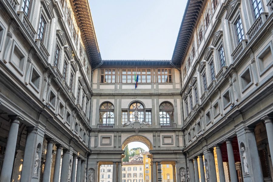 Florence in 2 days itinerary uffizi