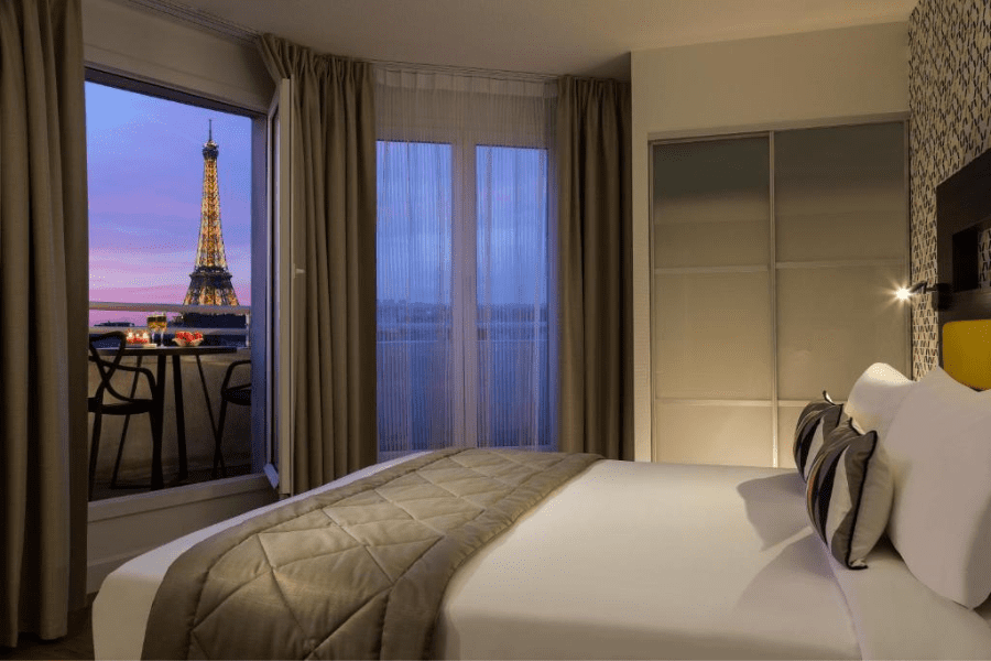 Hotels With A View Of The Eiffel Tower In Paris - Citadines Tour Eiffel 