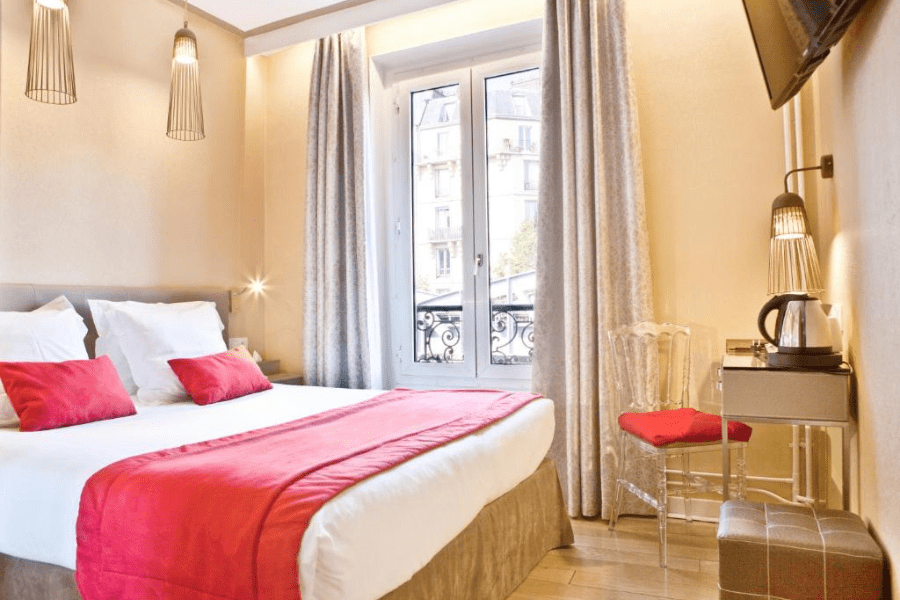 Hotels With A View Of The Eiffel Tower In Paris - Hotel Eiffel Segur