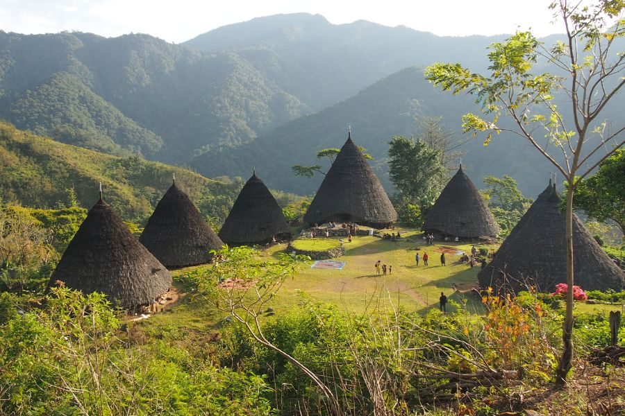 Island Flores in Indonesia Itinerary for Flores Wae Rebo