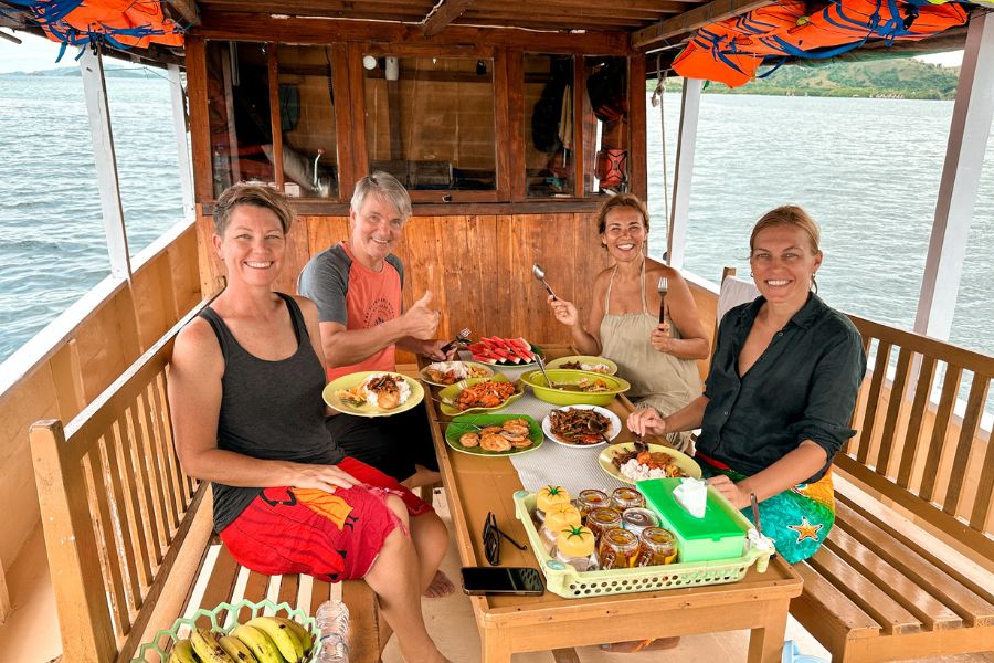 Komodo Island Tour lunch on the boat