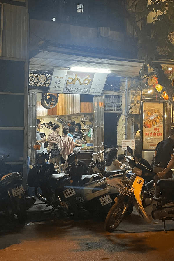 Phở Xào Phú Mỹ restaurant Hanoi