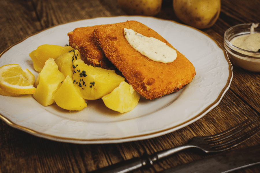 Popular Food from Slovakia Vyprážaný Sýr Fried cheese