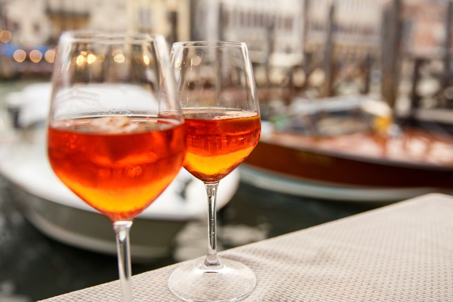 The Perfect One Day in Venice Itinerary Aperol Spritz