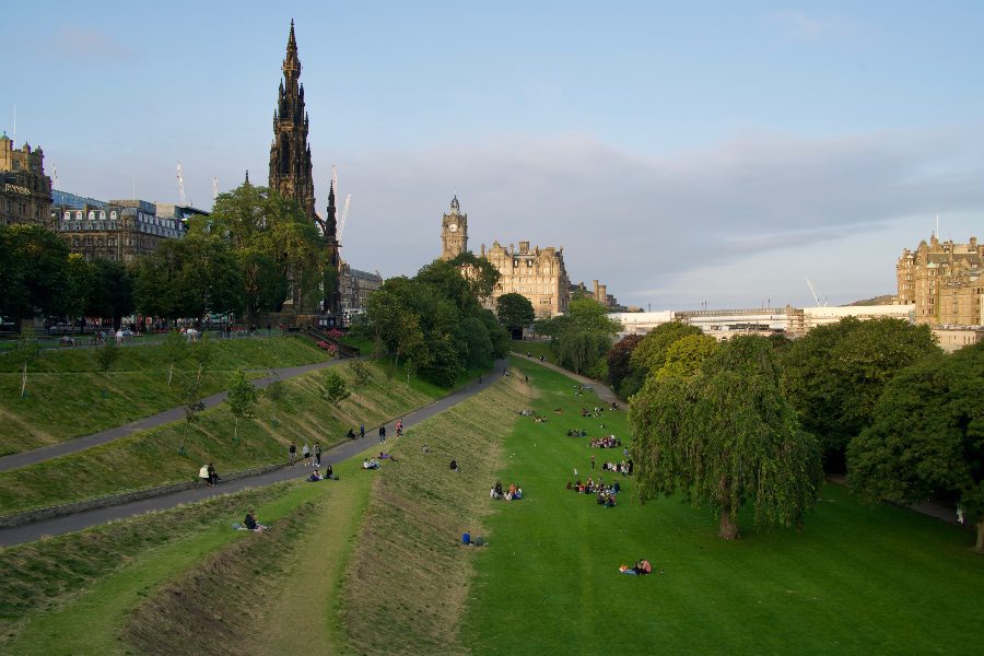 Things To Do In Scotland Edinburgh - Princess Street Gardens