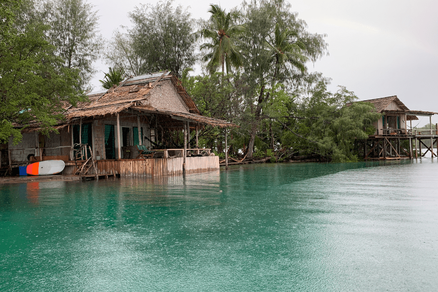 Travel to Solomon Islands - Oravae Cottages Gizo