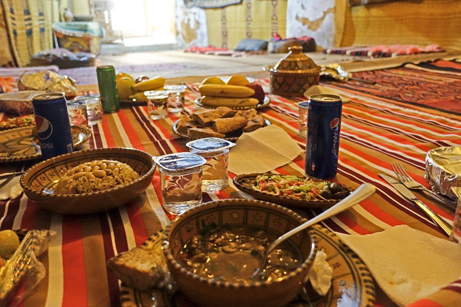 Visiting Libya - Home cooked meal at Gaharyan
