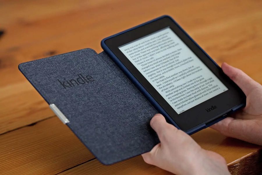best travel gifts for women kindle reader