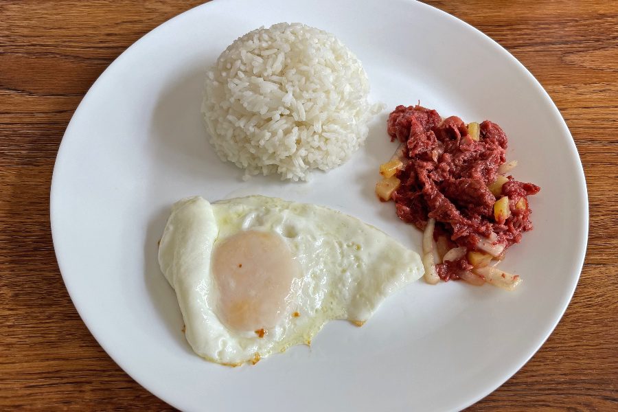 food in the Philippines cornsilog