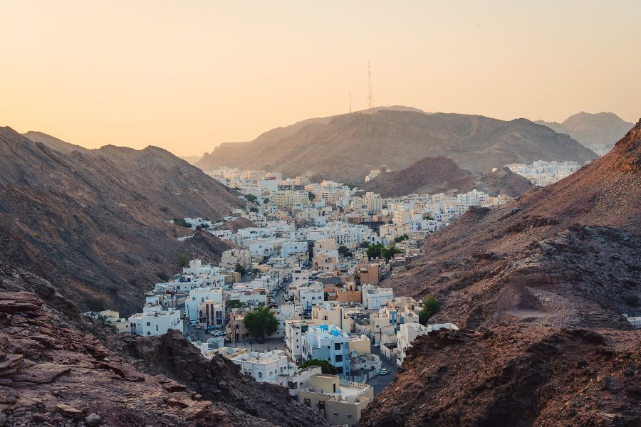 reasons why you should visit oman city in valley