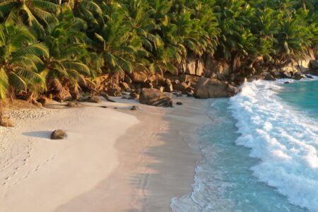 seychelles travel budget