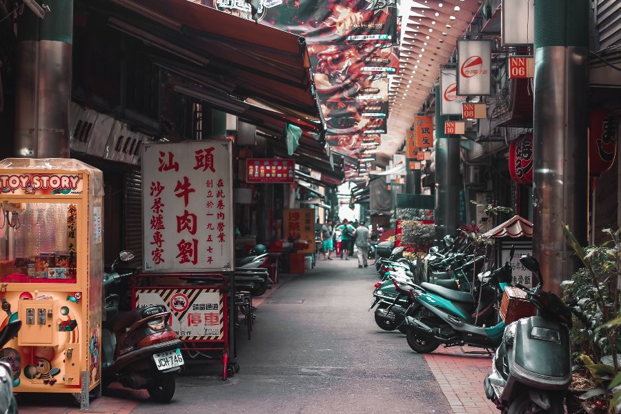where to eat in taiwan alleyway