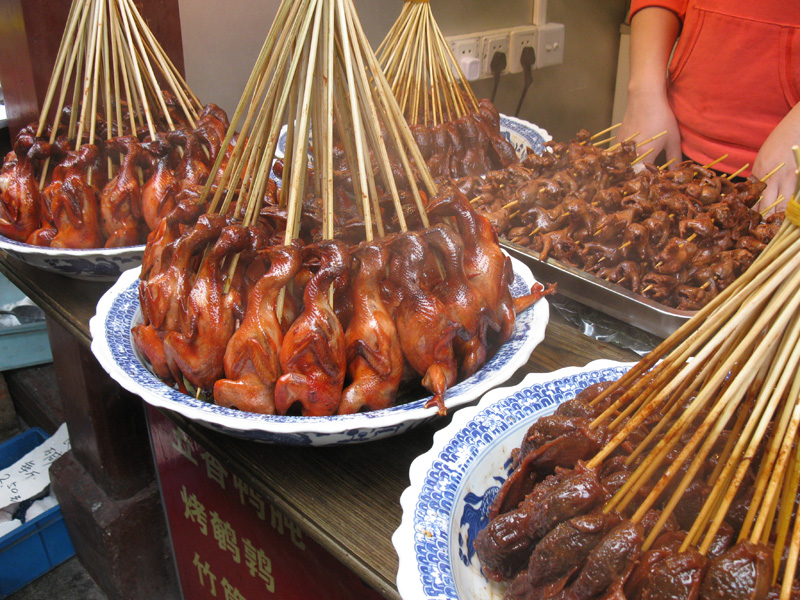 10 Bizarre Foods to Eat in China - Whole pigeons